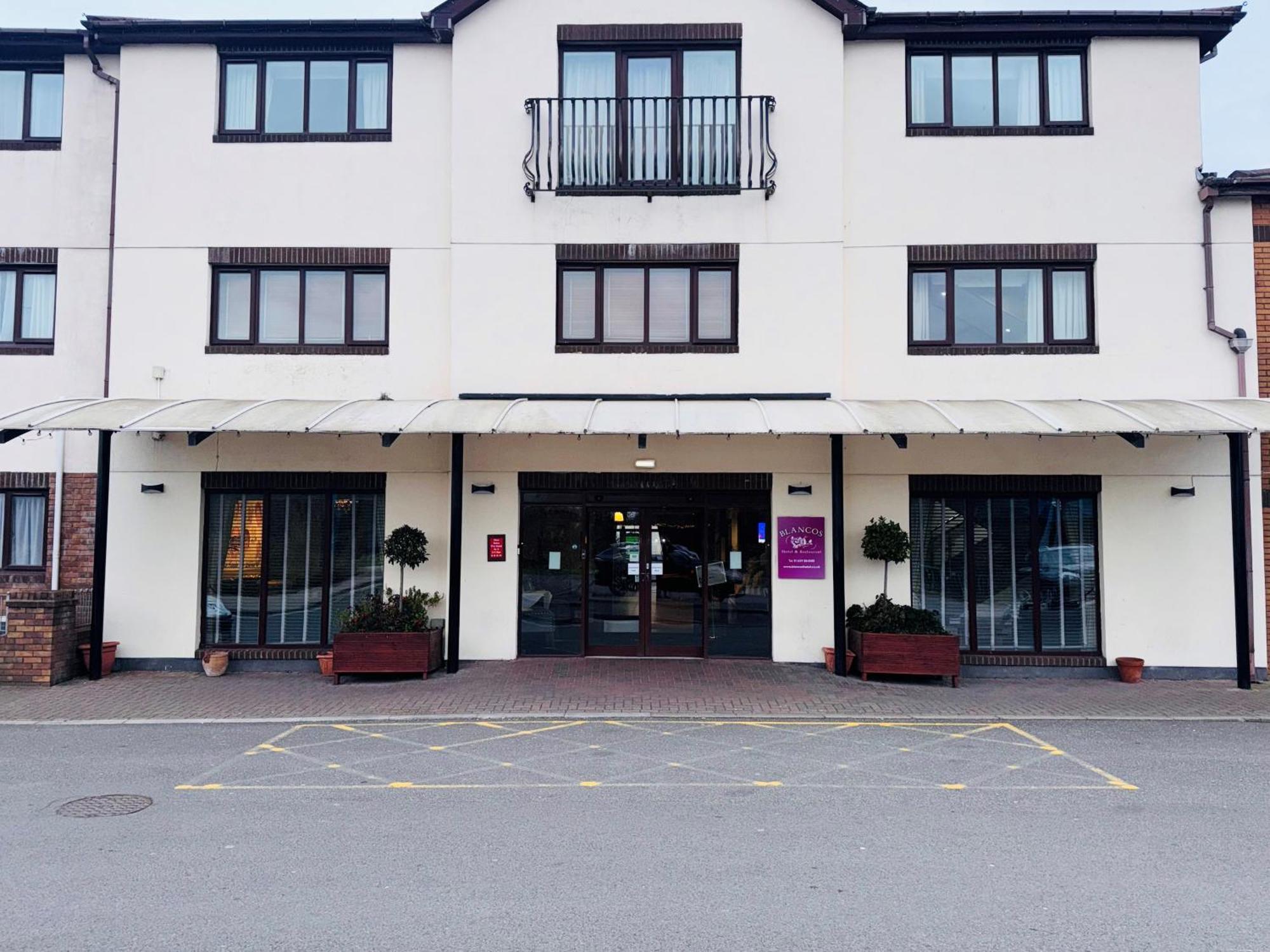 Blanco'S Hotel 포트탤벗 외부 사진